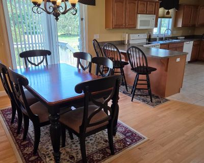 1 Bedroom 1BA 900 ft Apartment For Rent in East Windsor, CT