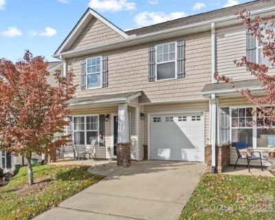 3 Bedroom 1BA 1400 ft Townhouse For Sale in FLETCHER, NC