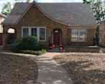 3 Bedroom 2BA 1760 ft² Apartment For Rent in Dallas, TX 5826 Goodwin Ave