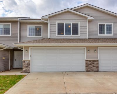 3 Bedroom 1BA 1388 ft Single Family House For Sale in Waukee, IA