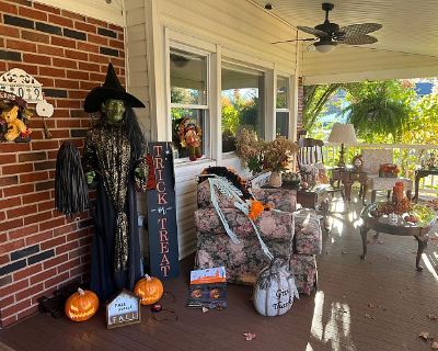 309 Annasmead Rd, Ambler, PA. Moving- Offering Holiday Decorations; Kitchen supplies; Furniture; Yard tools; Gardening; Shelving Units. More being added every hour! Come check it out! Pictures are only the item set up so far! Much much more to be added!