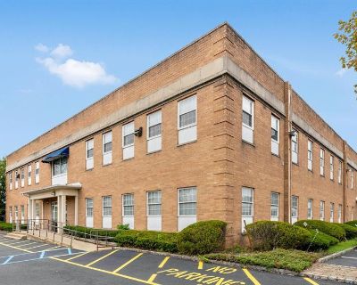 Commercial Property For Rent in Clifton, NJ
