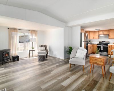 2 Bedroom 2BA 816 ft Mobile Home For Sale in Brentwood, CA