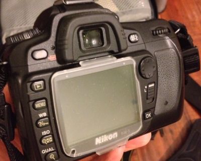 Nikon D80 + Nikon 12-24mm wide lens + Lowepro bag