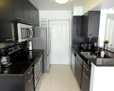 Fully furnished 2 Bedroom Condo in the midst of the action in Orlando.