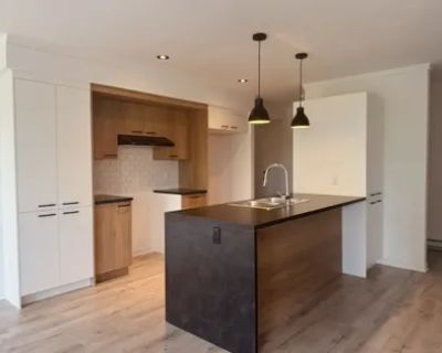 5 Bedroom 1163 ft Apartment For Rent in Saint-J r me, QC