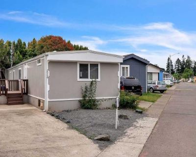 3 Bedroom 2BA 1050 ft Mobile Home For Rent in Keizer, OR