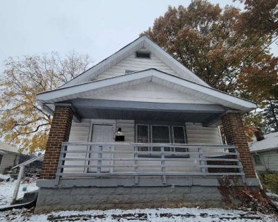 4 Bedroom 1BA Single-family home For Rent in Indianapolis, IN