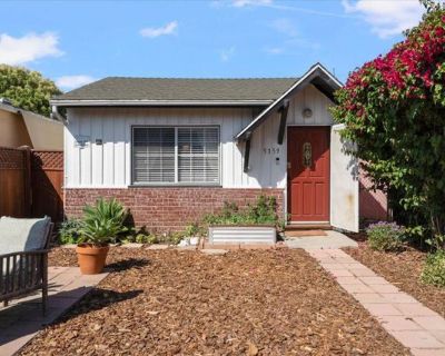 2 Bedroom 3BA 1345 ft Single Family House For Sale in Culver City, CA