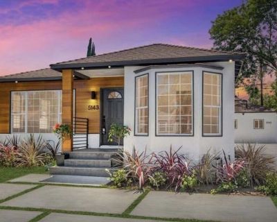 4 beds 3 bath house vacation rental in Los Angeles, CA