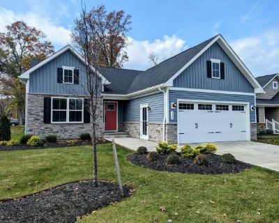 3 Bedroom 2BA 1720 ft Furnished Apartment For Rent in Amherst, OH