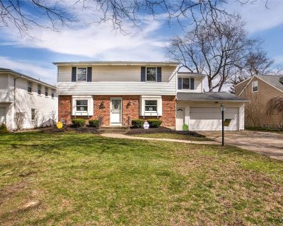 4 Bedroom 2BA 2172 ft Single Family House For Sale in Amherst, NY