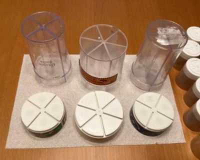 Divided jars for baking sprinkles or craft glitter