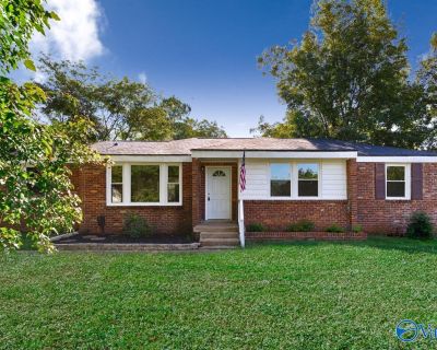 3 Bedroom 2BA 1550 ft Apartment For Rent in Huntsville, AL