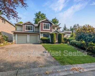 3 Bedroom 3BA 2790 ft Pet-Friendly House For Rent in Lake Forest Park, WA