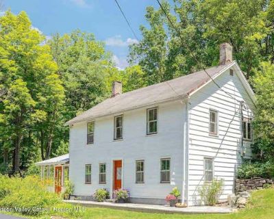 3 Bedroom 1BA 1339 ft Single Family Home For Sale in ACCORD, NY