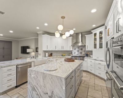 6738 Andover Lane. Property for Rent in Los Angeles, CA for $14,999 with 5 bedrooms and 4 full baths, 1 half bath. This 3,668 square foot property was built in 1997 on a lot size of 0.1364.. Welcome to this beautifully remodeled home featuring 4 bedrooms, 4.5 bathrooms, an office, living room, dining room, family room, and a charming outdoor space perfect for dining and relaxing. All bathrooms ...