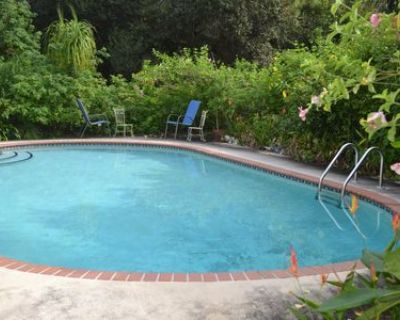 3 Bedroom 2BA 1842 ft Single Family House For Sale in Jupiter, FL