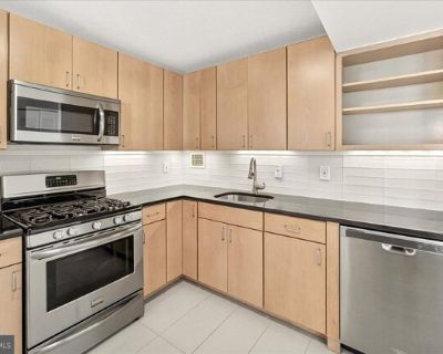 118 Monroe St Apt 1208. Move-in ready 1BR condo with garage parking at Americana Centre! Bright open layout with new flooring, fresh paint, and a private balcony. Updated kitchen features stainless steel appliances, gas range, granite counters, and ample cabinet space. Spacious bedroom includes a walk-in closet and room for a desk or reading nook. Clean bath with tiled tub/shower combo and vani...