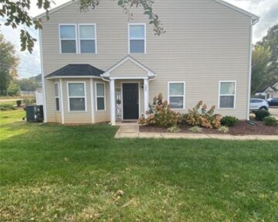 505 Fawnborough Ct. 3 bedroom, 2.5 bath townhome-end unit. Spacious rooms, lots of storage. Kitchen has plenty of counter space. Double vanity in bath. Come see!. 3 Bedroom. 2.5 Bathroom