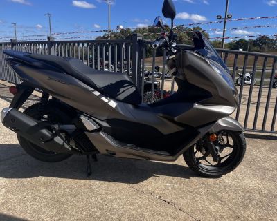 2023 Honda PCX150AP