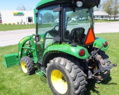 Low hour John Deere 3720 MFWD tractor