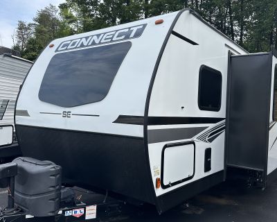 2022 KZ RV Connect 211 MKSE