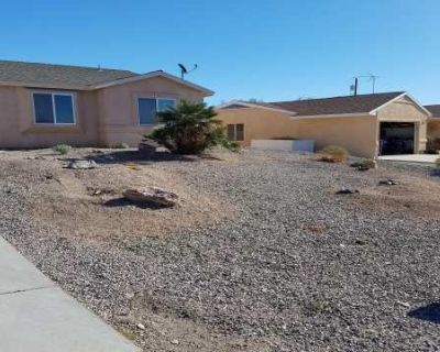 3 Bedroom 2BA 1141 ft Apartment For Rent in Lake Havasu City, AZ