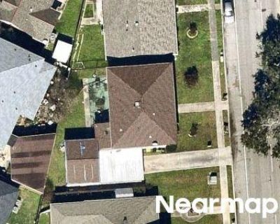 Preforeclosure Property in New Orleans, LA 70122 - Saint Bernard Ave