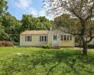 Dominican Rd, Branford, Home For Sale