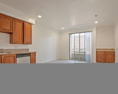 8747 Sepulveda Blvd. ~LOW DEPOSIT~ Spacious and Charming One Bedroom with Private Balcony, Central Heat and Air, Stainless Steel Appliances, In-Unit Washer/Dryer, and Included Parking ~ In the Gorgeous North Hills! *MOVE-IN SPECIAL* **Resident will receive a reduced security deposit of just $500 as an incentive for move-in, on approved credit.* Home Highlights: ~ Open & Airy: Hardwood-style flo...