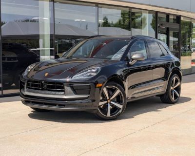 Used 2025 Porsche Macan T