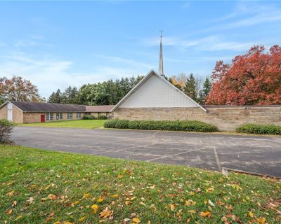 Commercial Property For Sale in Akron, OH