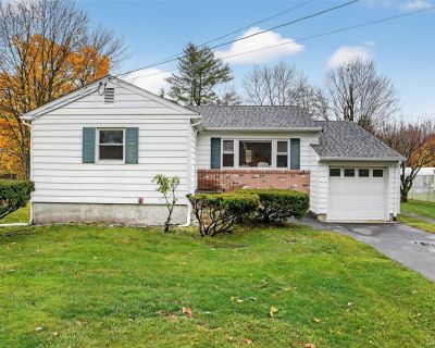 3 Bedroom 2BA 1531 ft Apartment For Rent in Yorktown Heights, NY