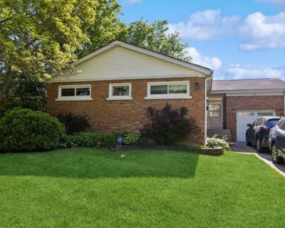 2BA Land For Sale in DOWNERS GROVE, IL