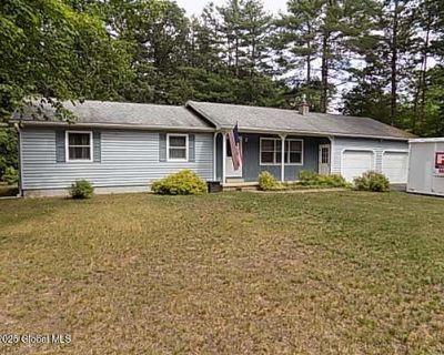 1 Bedroom 1BA 1200 ft Single Family Home For Sale in QUEENSBURY, NY