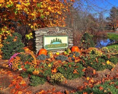 2 Bedroom 3BA 1900 ft Condo For Sale in MONROE, CT