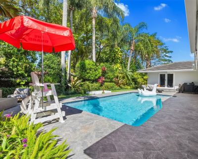 5 Bedroom 3BA 3772 ft Apartment For Rent in South Miami, FL