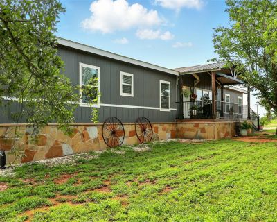 4 Bedroom 2BA 2077 ft Single Family House For Sale in San Saba, TX