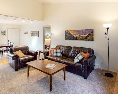 3 Bedroom 2BA Condo Vacation Rental in Stagecoach Lane Condo, Carbondale, CO