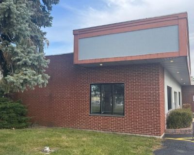 7515 S Cline Avenue. Property for Rent in Schererville, IN for $2,028. This 1,521 square foot property was built in 1970 on a lot size of 0.49.. For Lease 7515 Cline Ave, Schererville, IN 46375 1,521 SF Office / Retail / Medical / Professional Suite Well-maintained single-story commercial suite located just 1/2 mile north of US-30 in Schererville. The layout is flexible and well-suited for medi...
