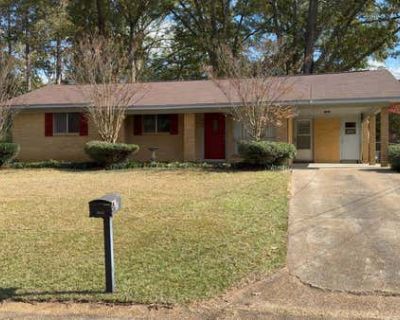 3 Bedroom 1BA 966 ft Single Family Home For Sale in PEARL, MS