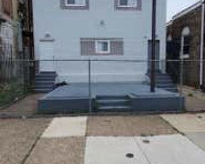1915 ft Multi Family Home For Sale in PHILADELPHIA, PA