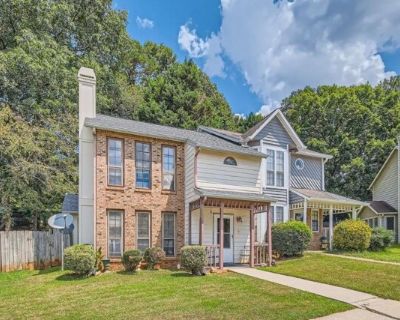 Old Highgate Entry, Stone Mountain, Home For Sale