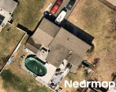 3 Bed 2 Bath Preforeclosure Property in Ledyard, CT 06339 - Meeting House Ln