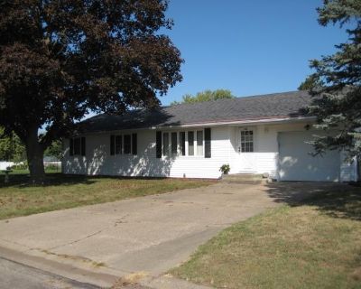 3 Bedroom 2BA 1832 ft Single Family House For Sale in Prairie du Chien, WI