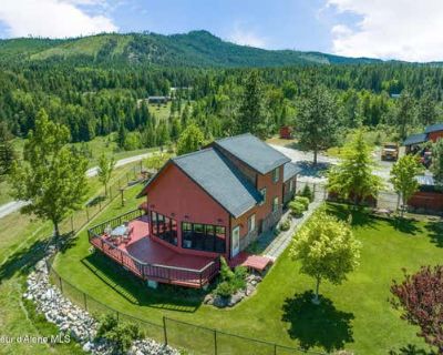 3 Bedroom 3BA 1812 ft Single Family Home For Sale in SAGLE, ID