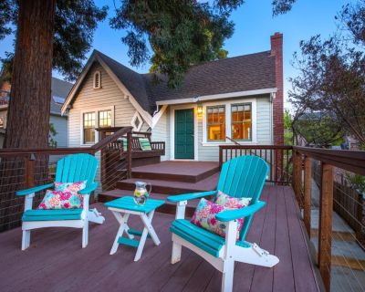 3 Bedroom 2BA 2000 ft Furnished Single-family home For Rent in Santa Cruz, CA