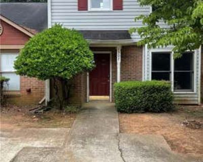 2 Bedroom 3BA 1545 ft Townhouse For Sale in KENNESAW, GA