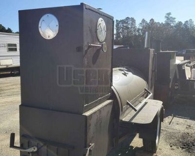 Ready to Use Open Barbecue Smoker Tailgating Trailer in Great Shape